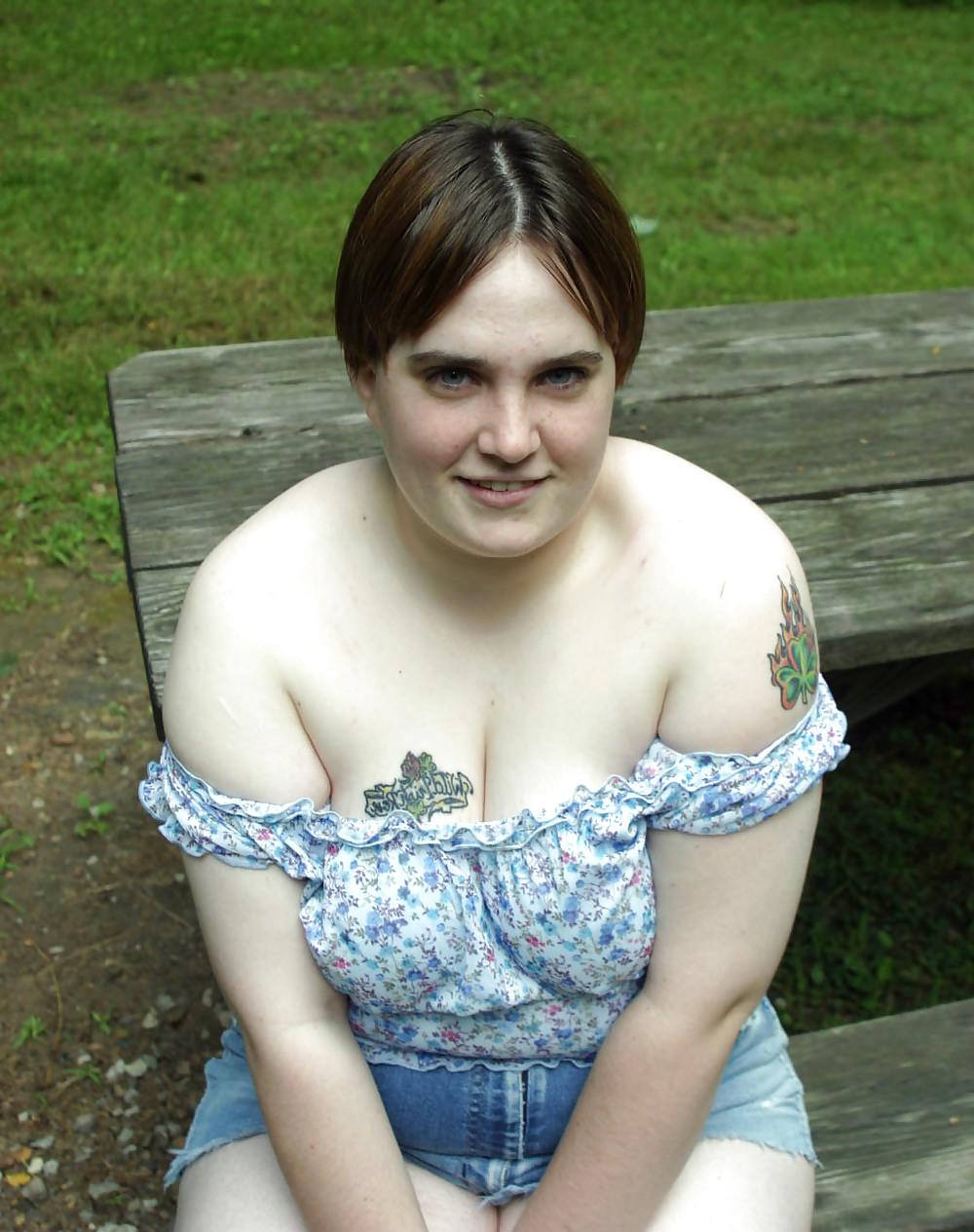 25P Kaylee in Denim shorts