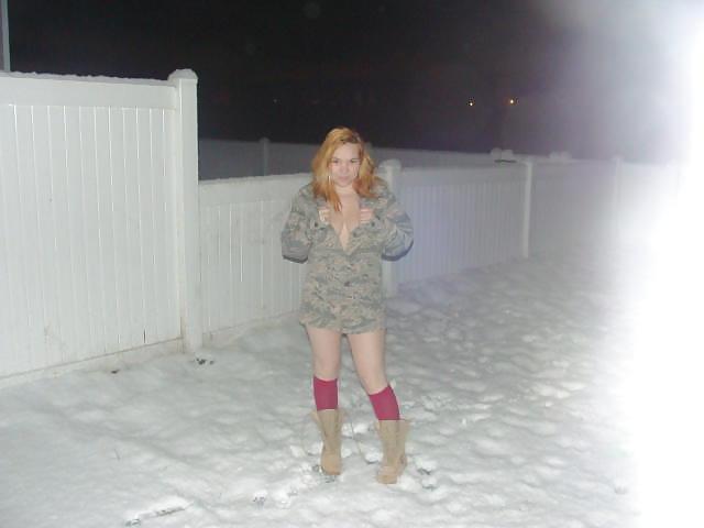 25P Thick Militart wife getting dick