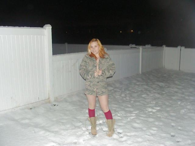 25P Thick Militart wife getting dick