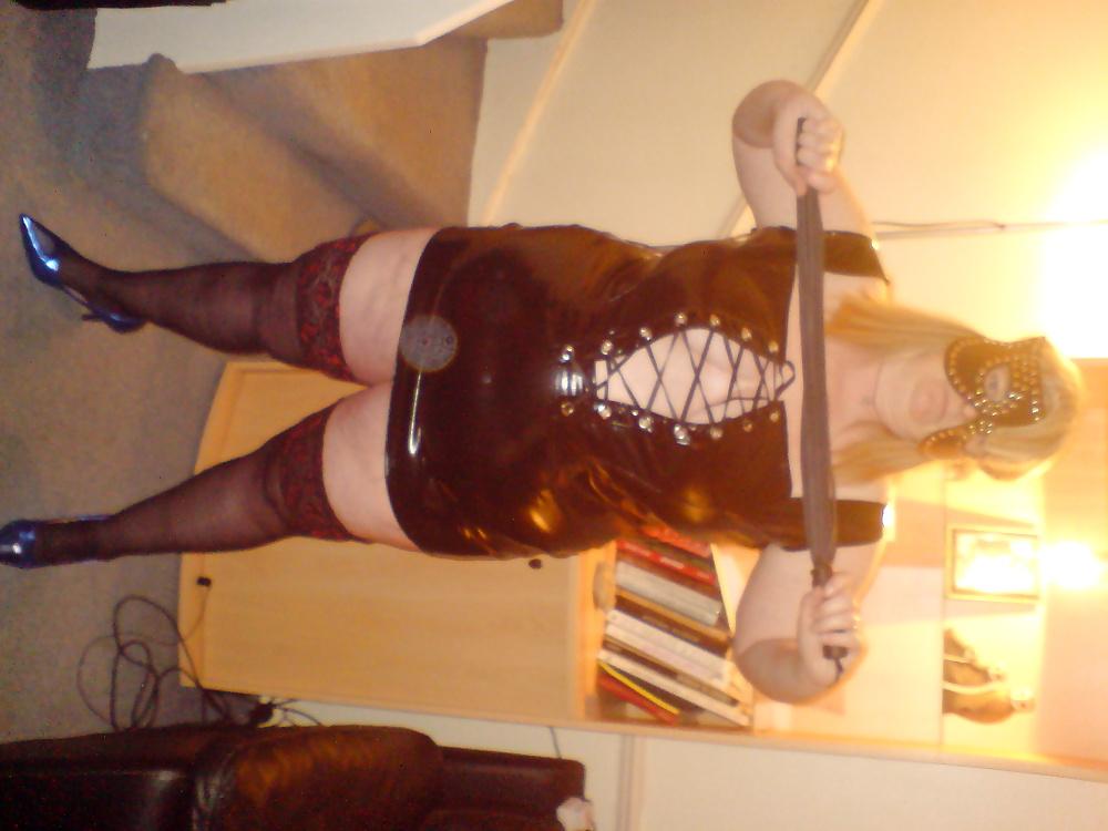 7P Mistress Saffrons pics