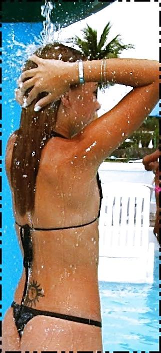 25P Hot Brazilian Girl in Bikini n3