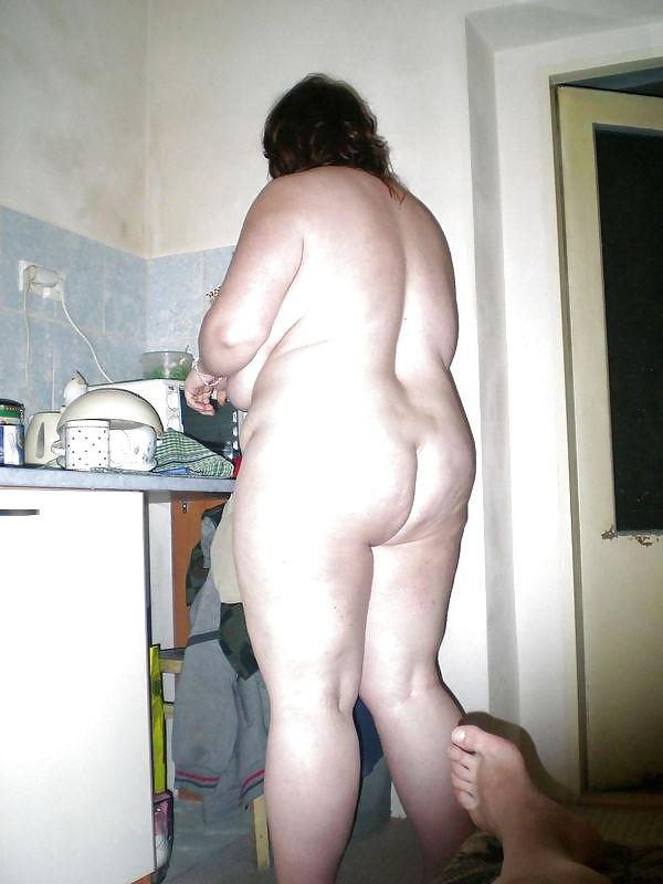 25P Curvy women, young and old