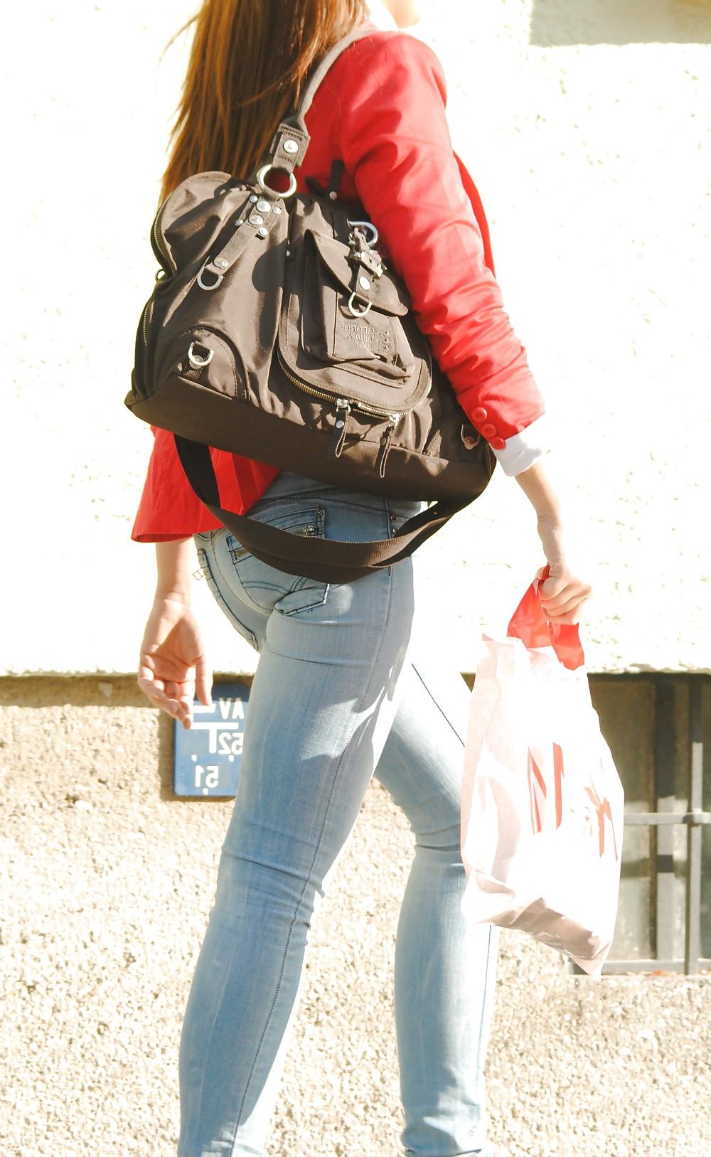 25P Beautys in Jeans - Just sexy, no porn