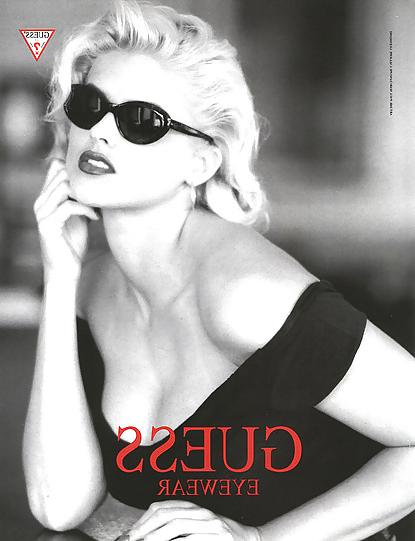 25P Anna Nicole Smith - Guess Jeans Model (Black & White)