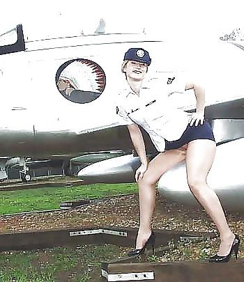 25P MILITARY WOMEN-I I