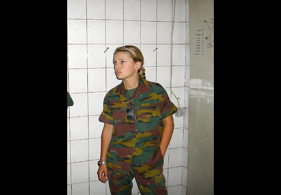 25P Army Girls 3