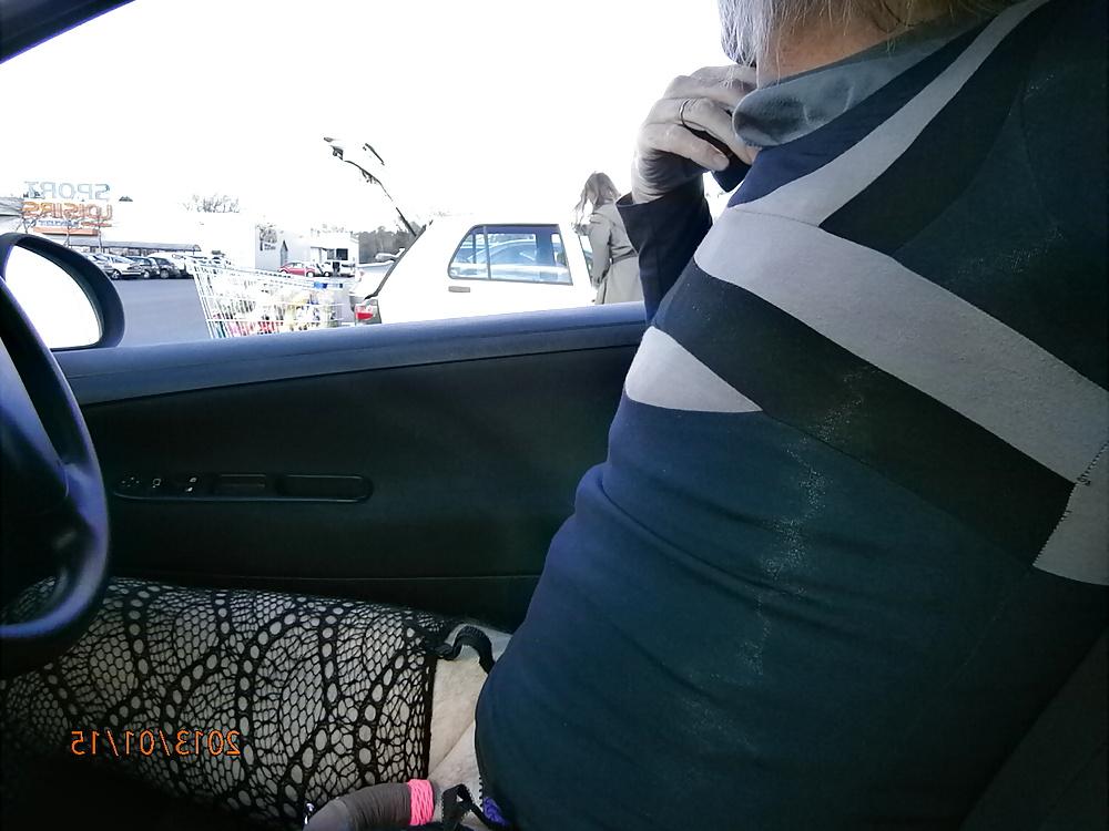10P Ma queue exhib public cock outdoor sexe salope handjob 