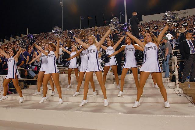 25P HOT and SEXY Cheerleaders!! 
