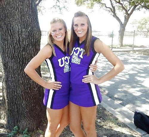 25P HOT and SEXY Cheerleaders!! 