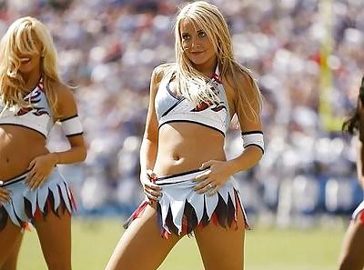 25P HOT and SEXY Cheerleaders!! 