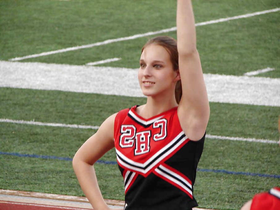 25P HOT and SEXY Cheerleaders!! 