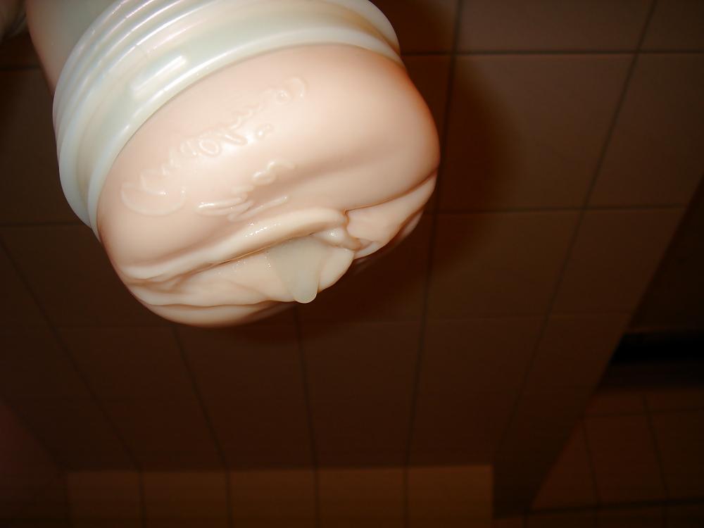 23P Fleshlight Fuck in the bathroom with Cumshot