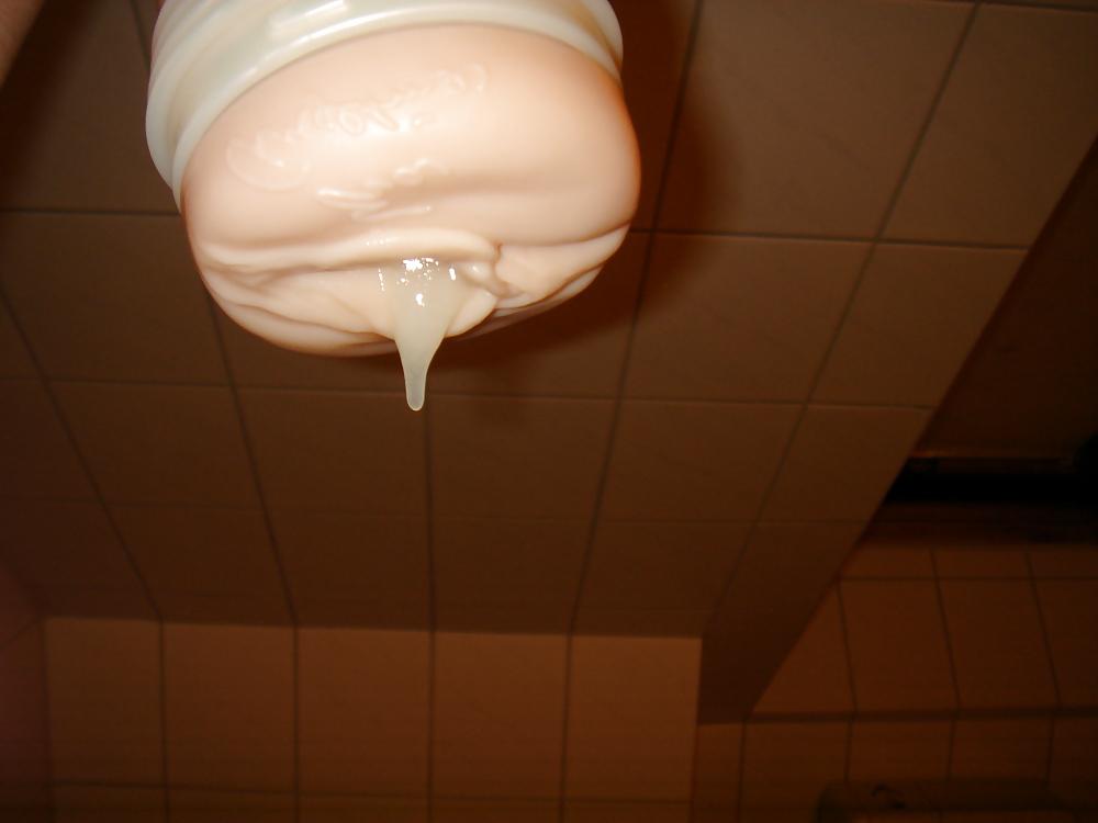 23P Fleshlight Fuck in the bathroom with Cumshot