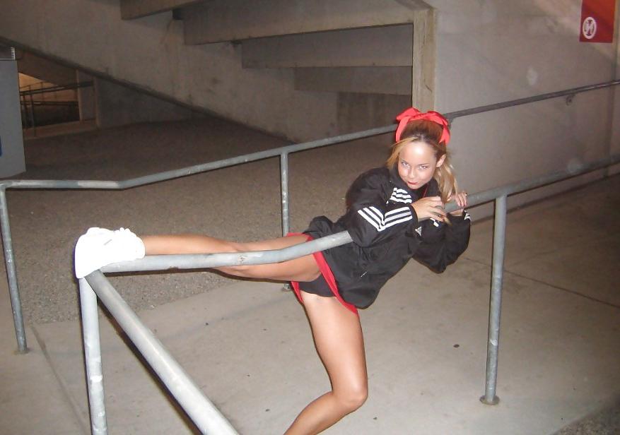 16P Amateur cheerleader