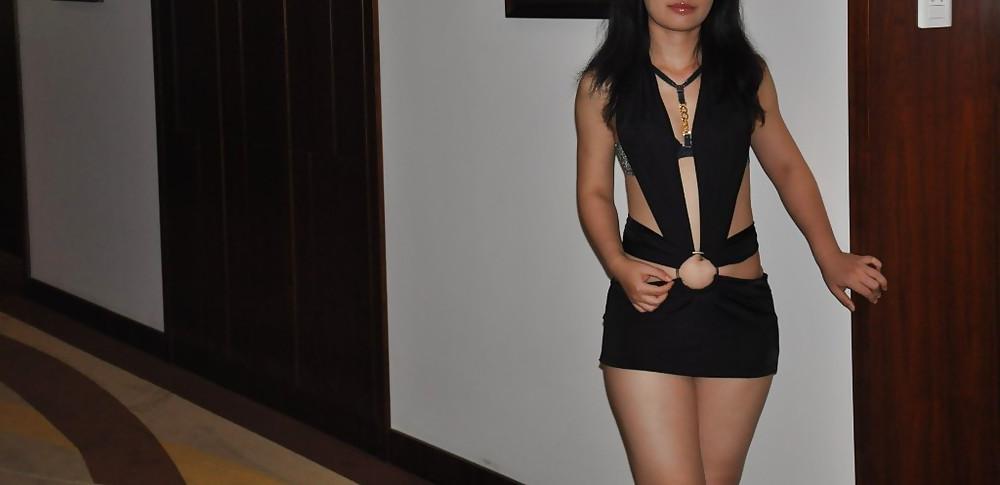 17P I am a chinese slut. pls comment