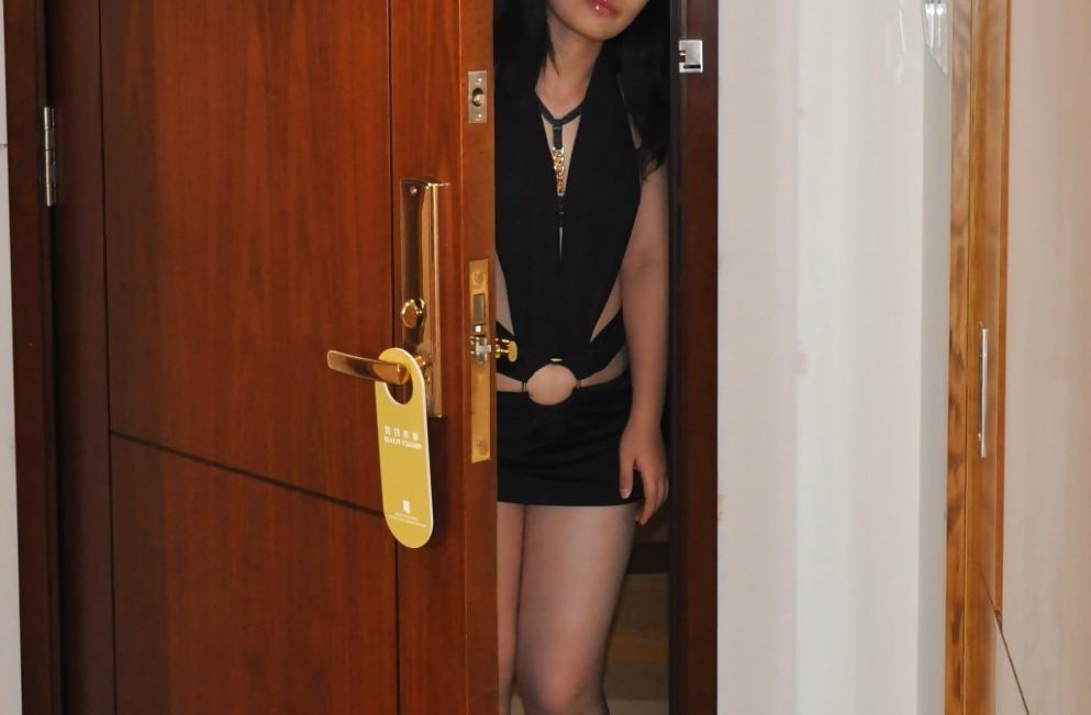 17P I am a chinese slut. pls comment