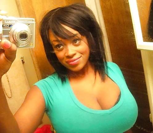 25P Thick Bitches - Fat Titties IV