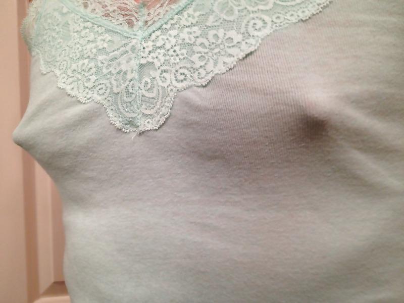 25P Nipples I want to suck and jack off to :)