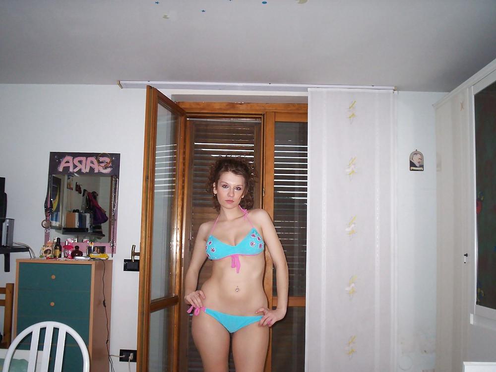 25P Sexy Curly Hair Babe
