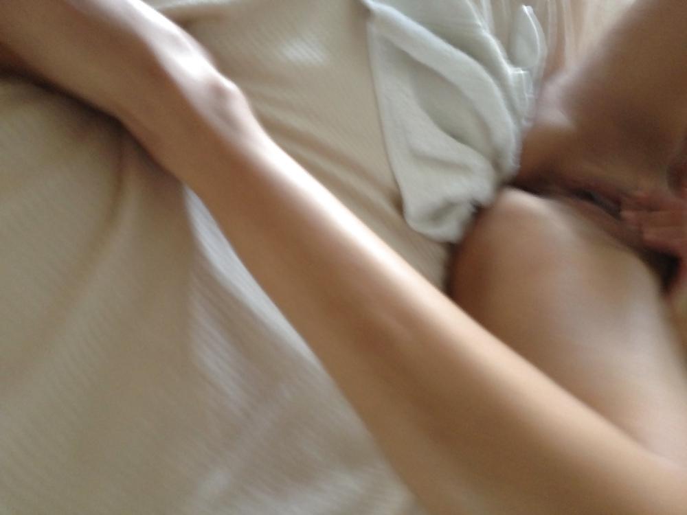 11P Trimmed pussy thick nipples