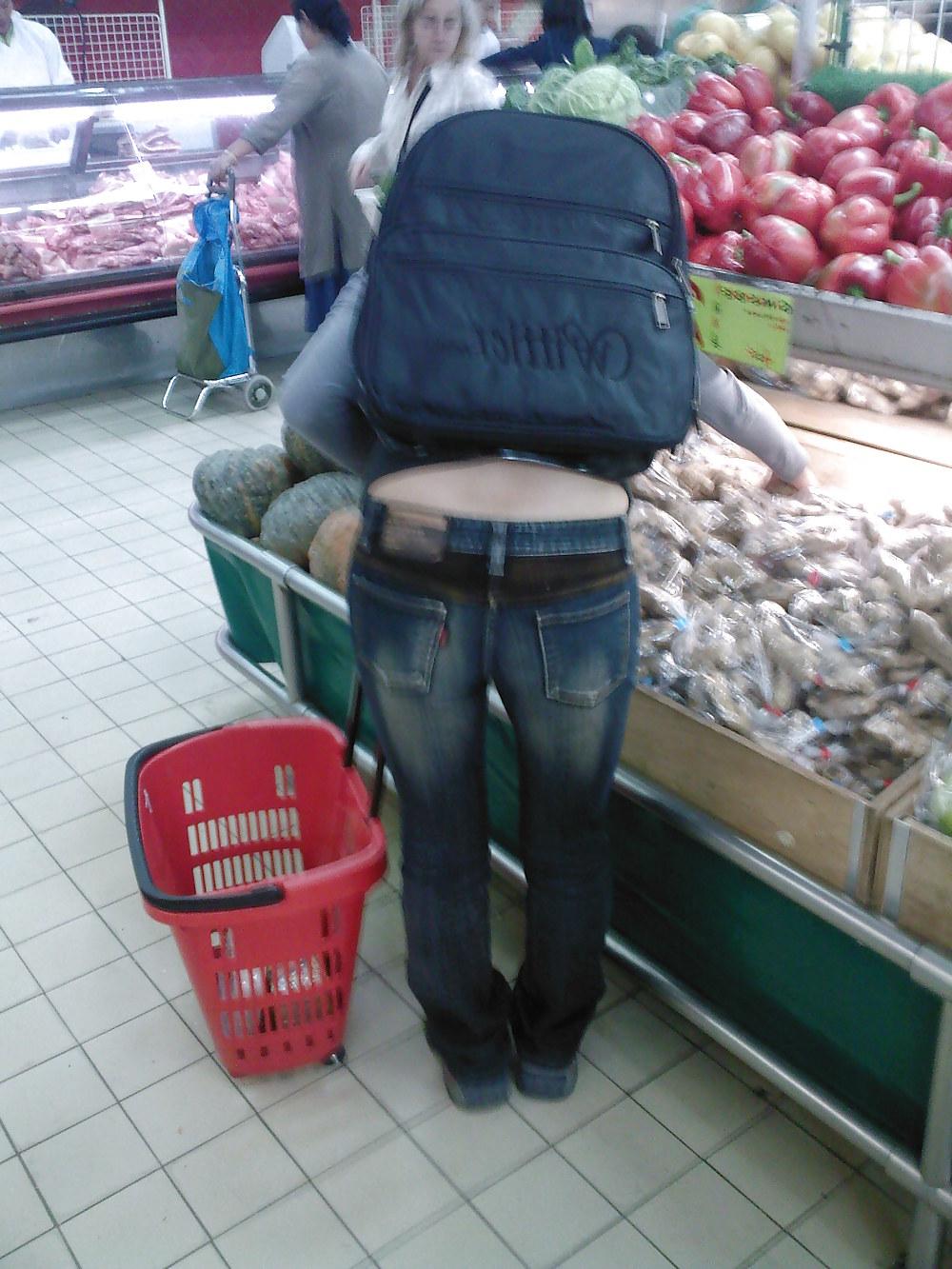 25P Teens in tight jeans 06
