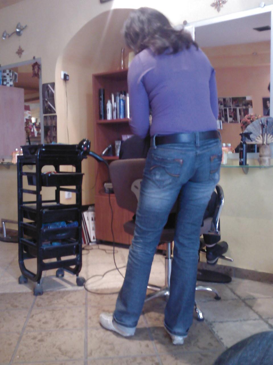 25P Teens in tight jeans 06