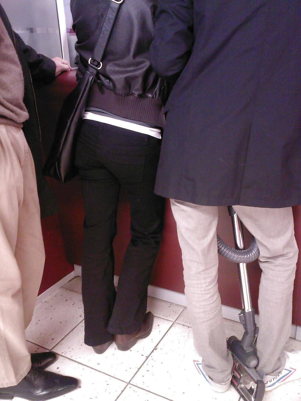 25P Teens in tight jeans 06