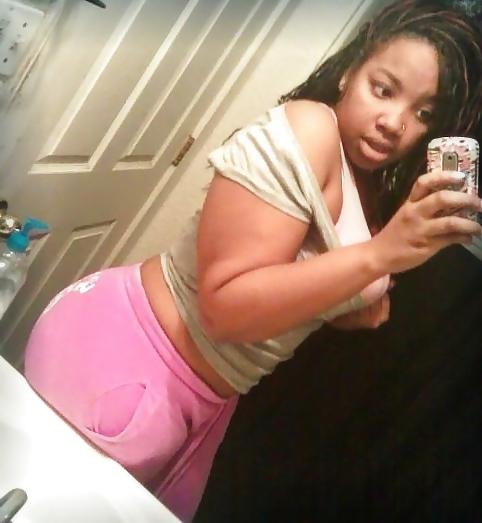 25P Thick Hoes