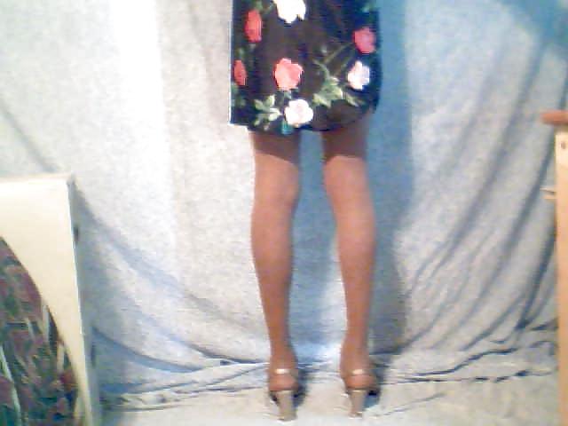 22P From the video CUMMING DOWN MY NYLON LEG