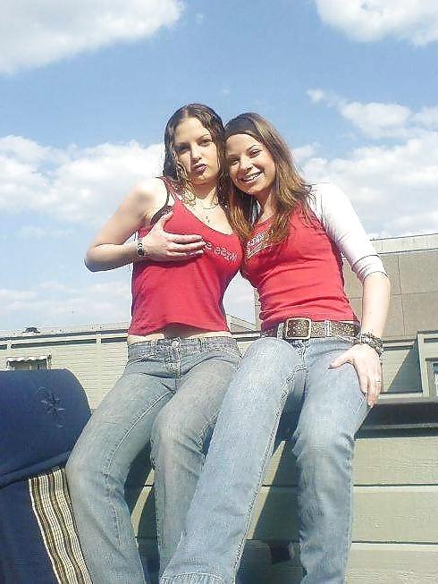 25P Queens in Jeans LVI