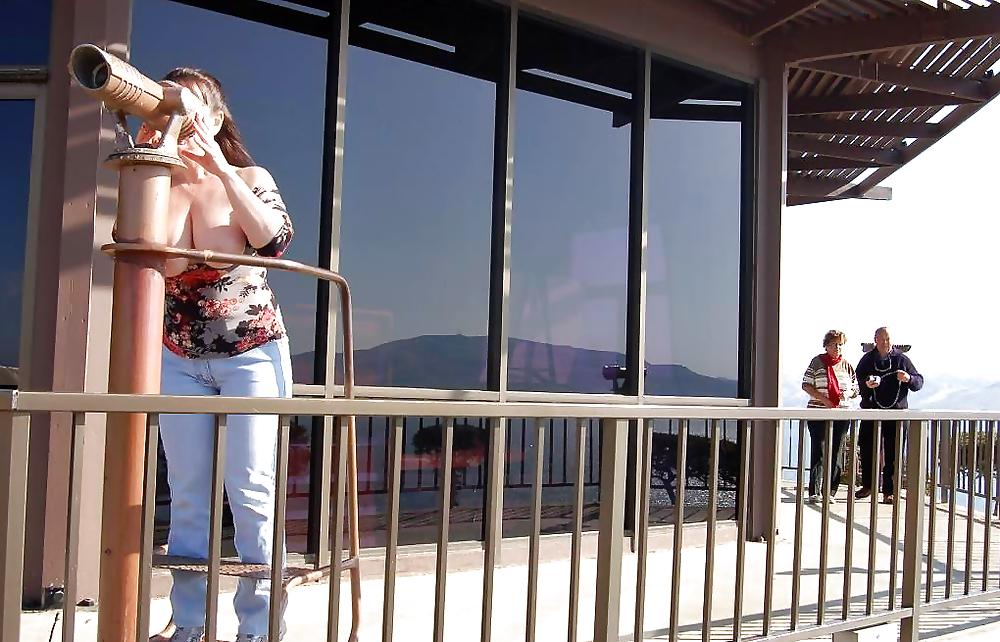 25P SuzieQ Public MILF Big-Titted Exposure