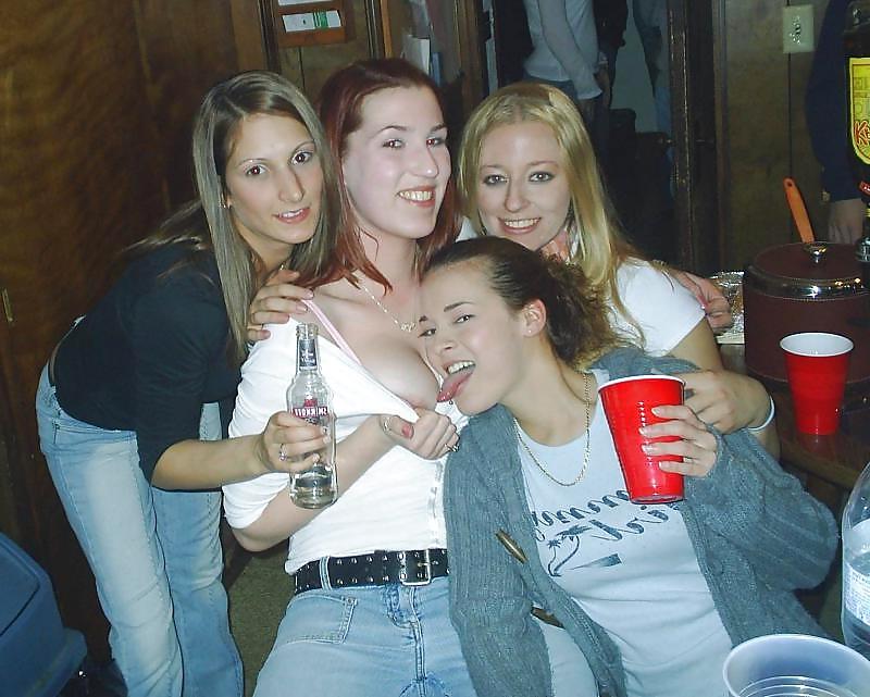 25P Sluts wearing jeans (part 3)