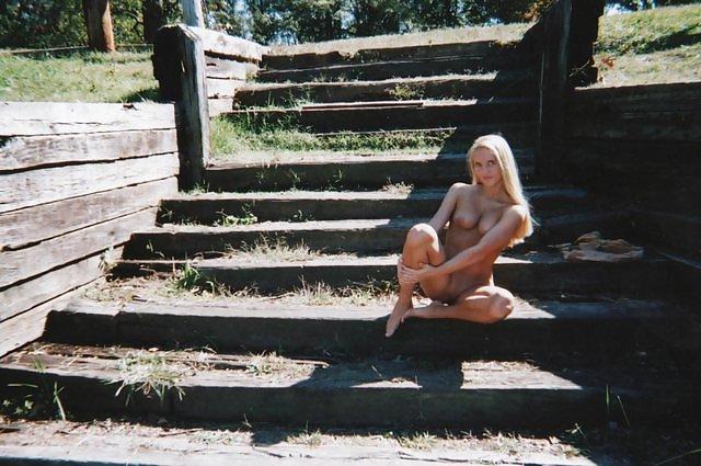 23P Teens Public Nudity