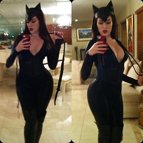 25P Phat Asses & Curvy Bodies - Self Shots