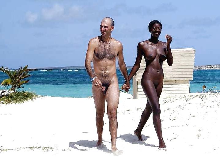 25P Nude couples 2