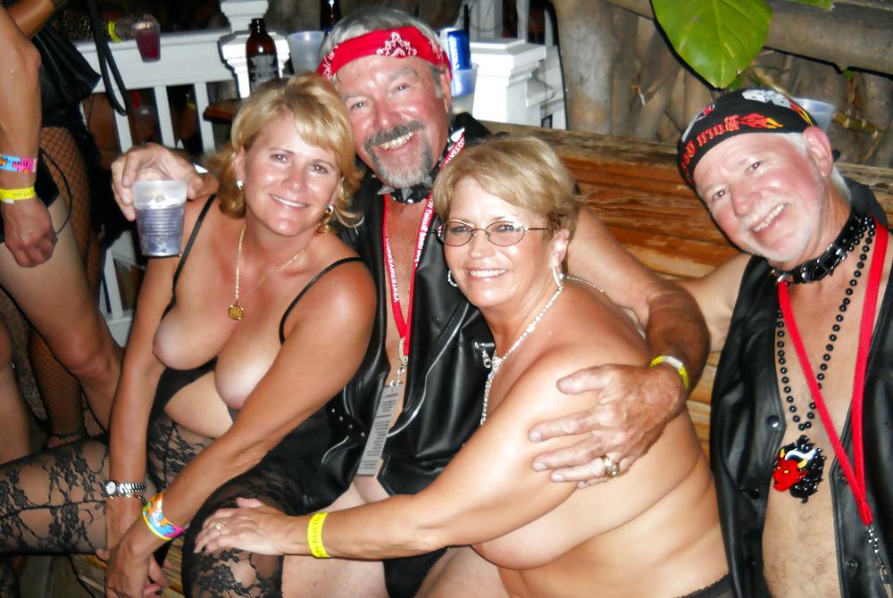 25P Hottest Milfs & Grannies From Fantasy Fest - Part 2