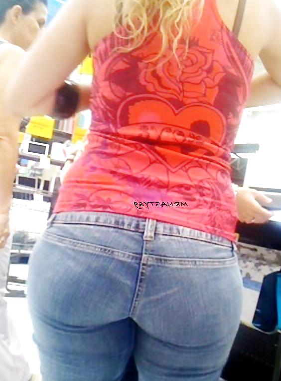 25P Wife In Tight Jeans #15