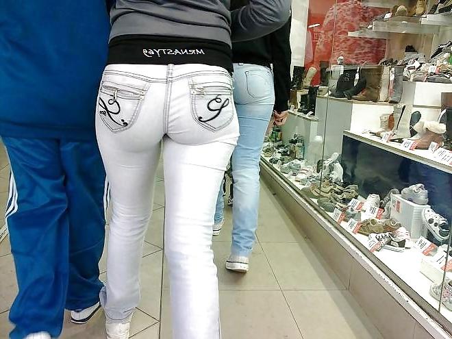 25P Wife In Tight Jeans #15