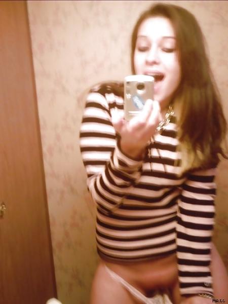 8P Smoking hot  teens on mirror