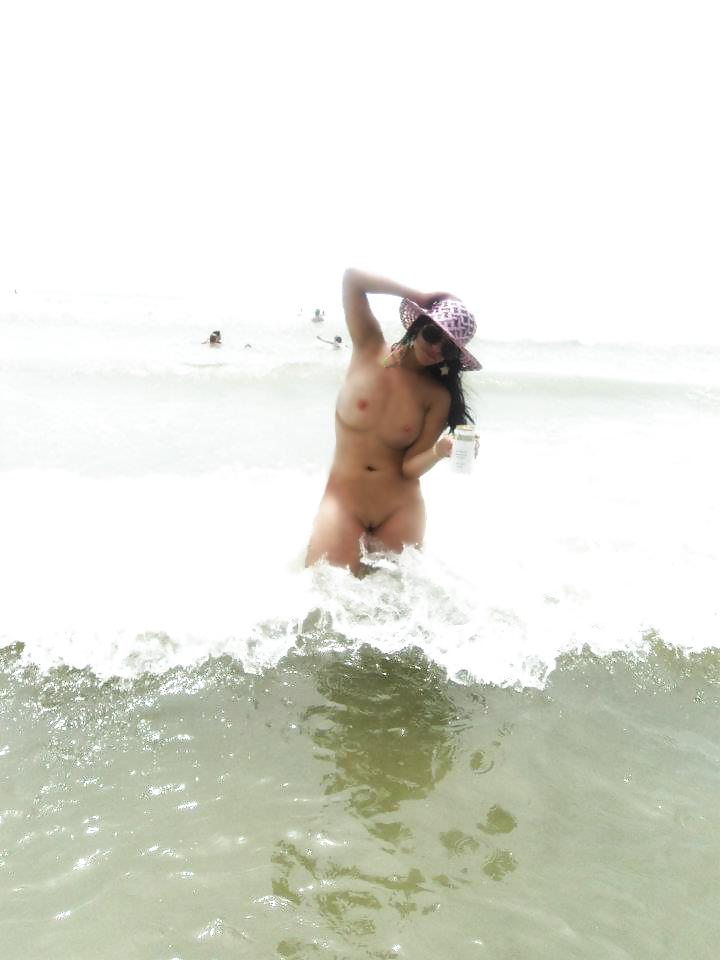 18P Hot Brazilian Girl in Bikini n1