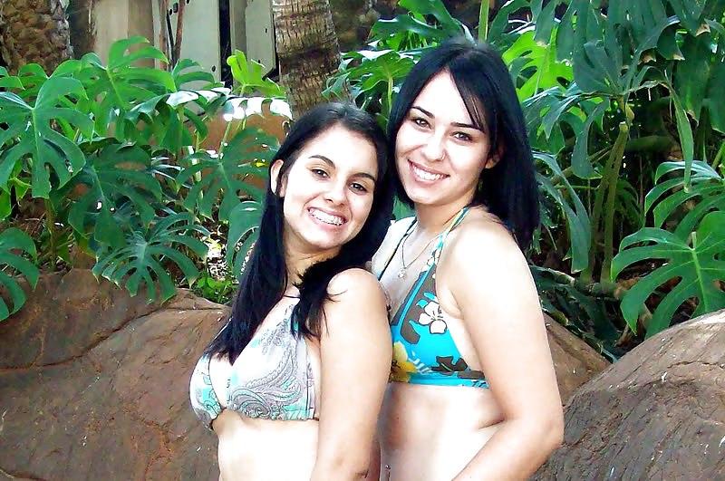 18P Hot Brazilian Girl in Bikini n1