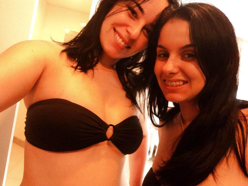 18P Hot Brazilian Girl in Bikini n1
