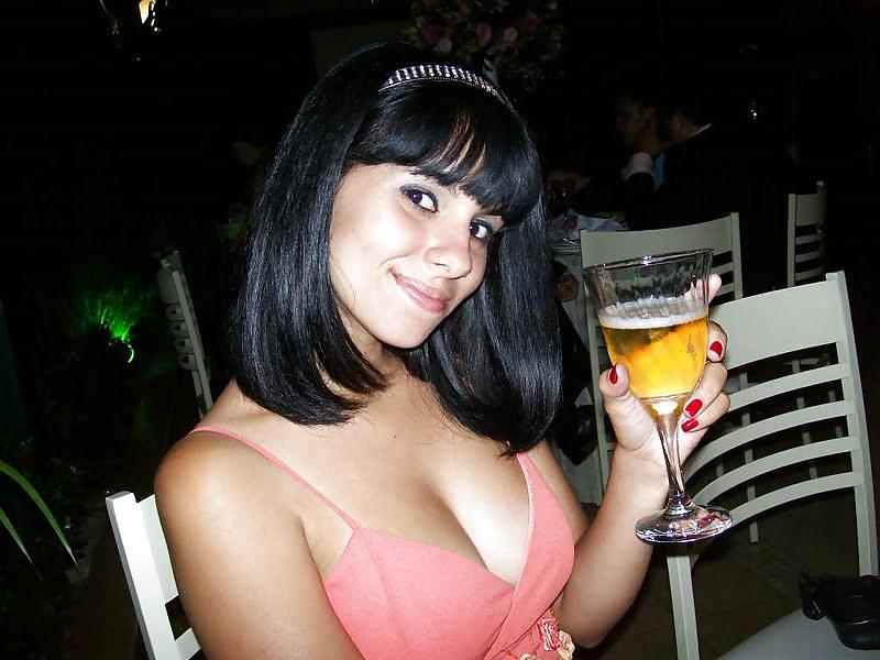 18P Hot Brazilian Girl in Bikini n1