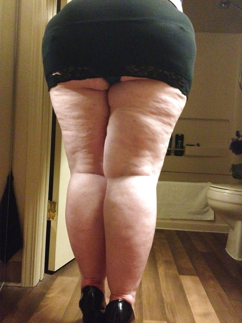 4P Thick Ass Legs