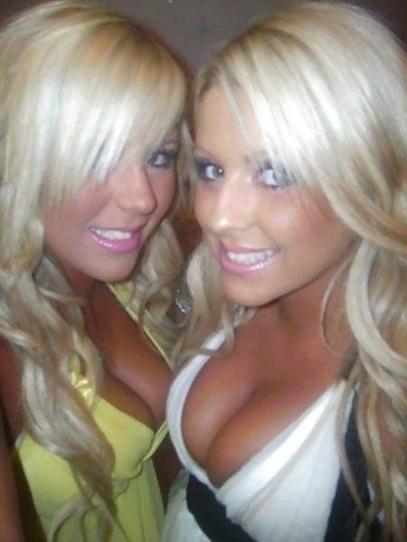 20P Eveyone loves a bimbo 3
