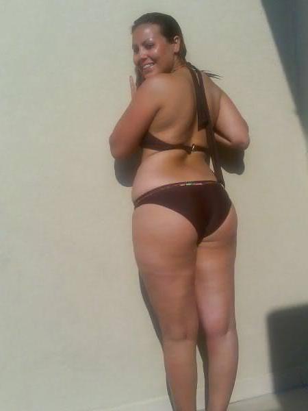 24P Arabian wife hot