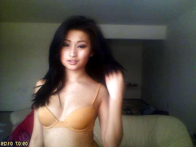 25P Sexy Hmong Model