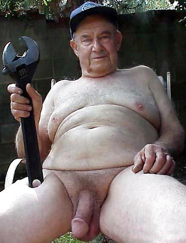 8P Qui aurait la video avec ce grand pere 