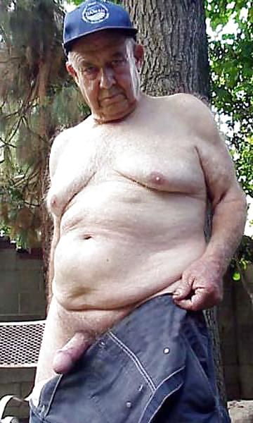 8P Qui aurait la video avec ce grand pere 