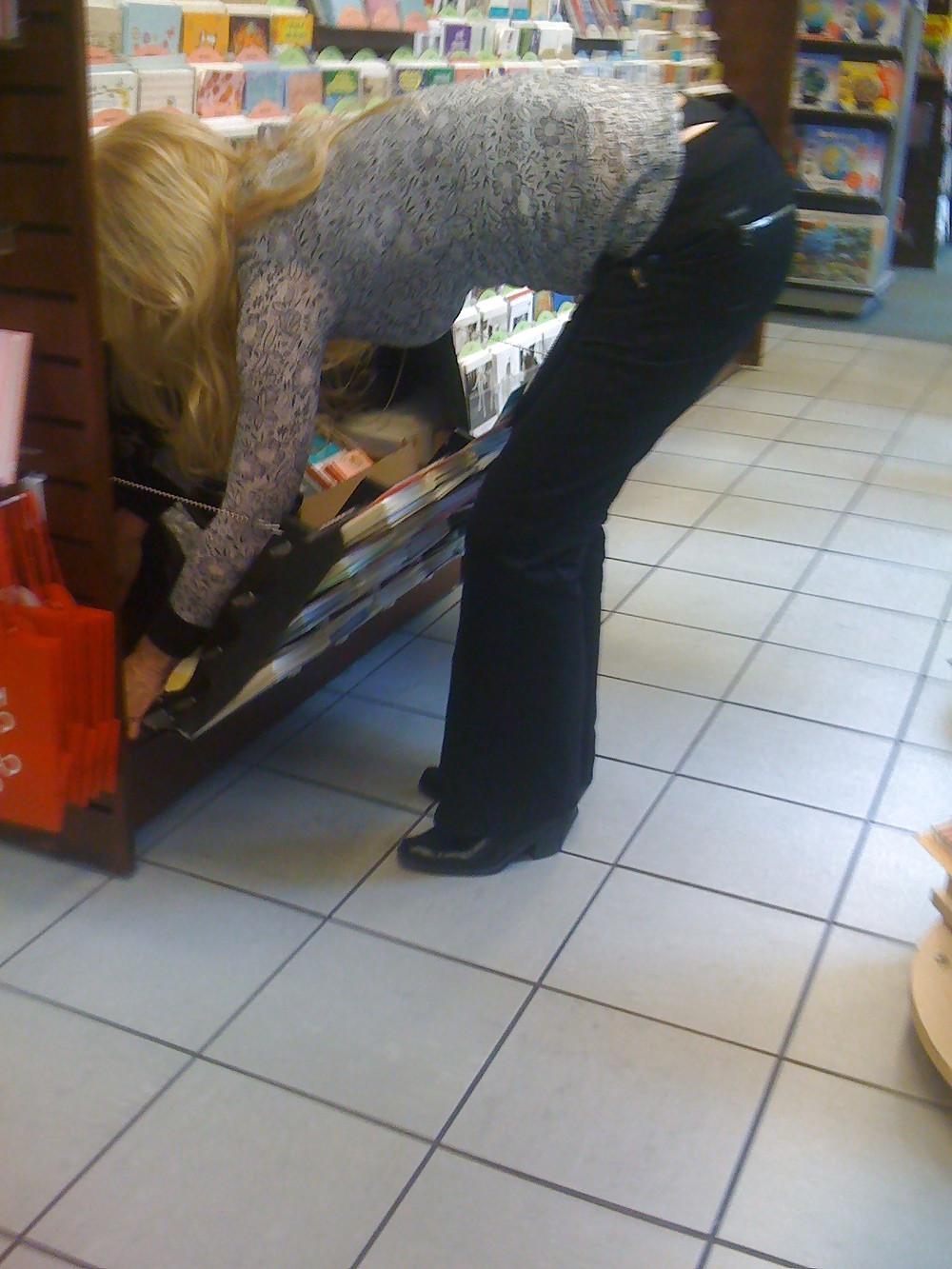 25P Thong 21